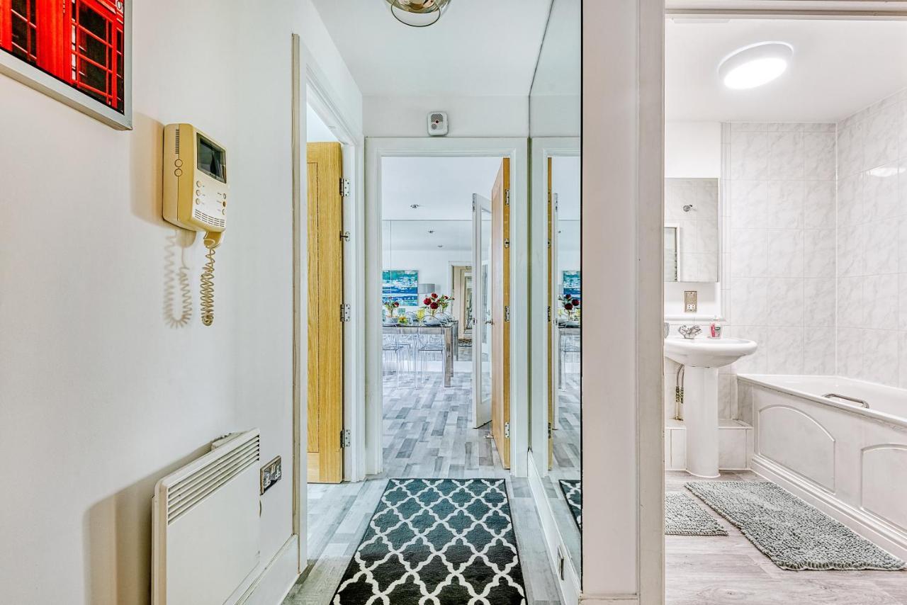 Riverside 2-Bedroom Apartments London Exterior photo